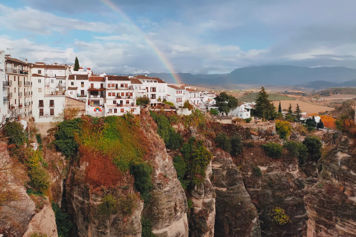White houses of Ronda perched on the cliff above the Tajo gorge