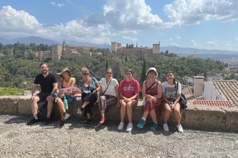 The classic view of the Alhambra and the Sierra Nevada from the San Nicolas viewpoint